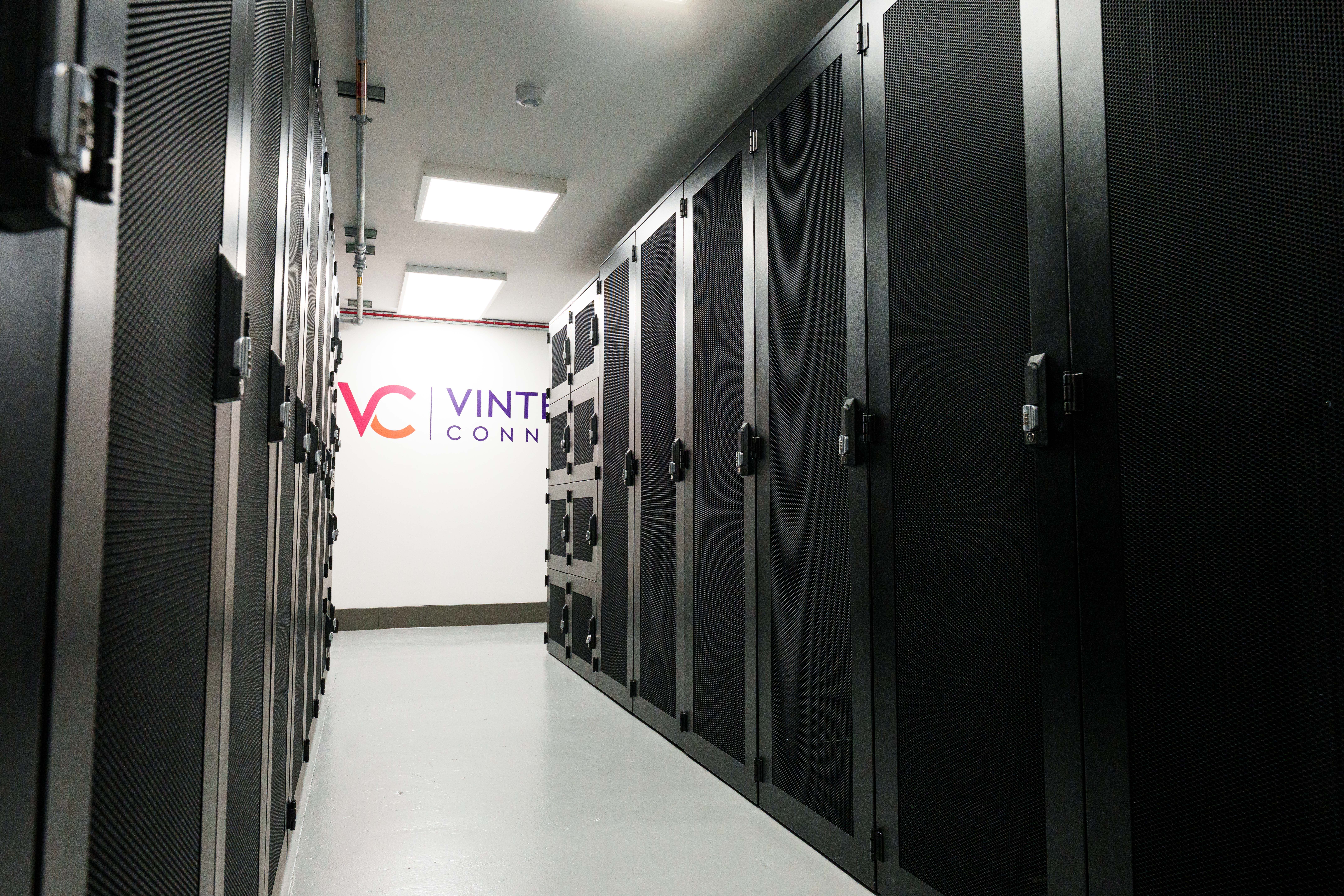 Read more about the article What rack space options are available for colocation at Vinters Connect?